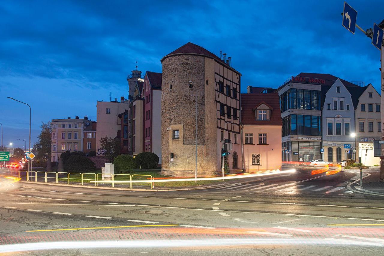 Baszta Grodzka Hostel Jelenia Gora Luaran gambar