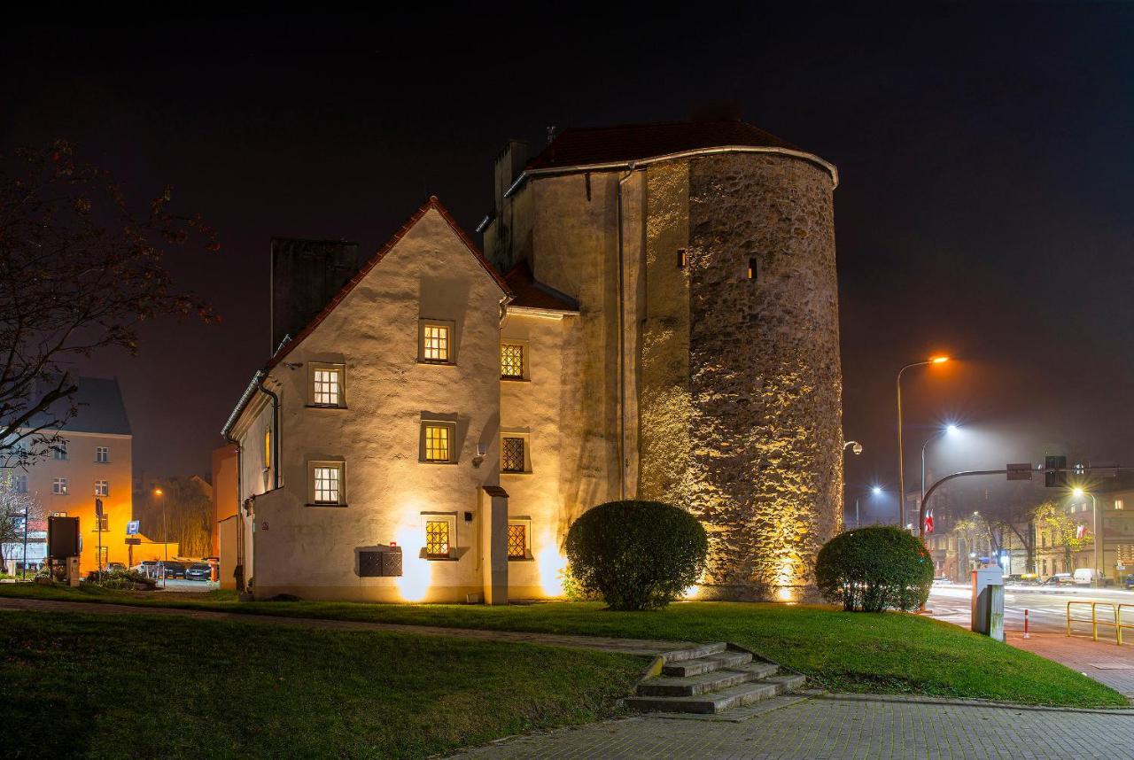Baszta Grodzka Hostel Jelenia Gora Luaran gambar